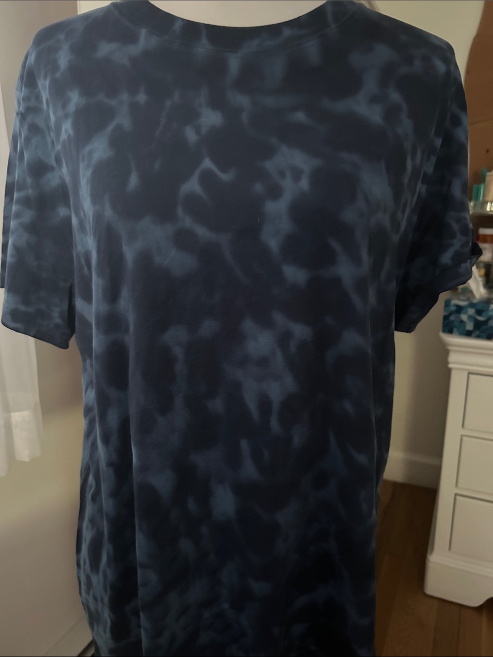Woman’s Lululemon Navy Blue Tie-Dye Short Sleeve T-Shirt